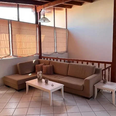 Agios Sostis Кипарисия