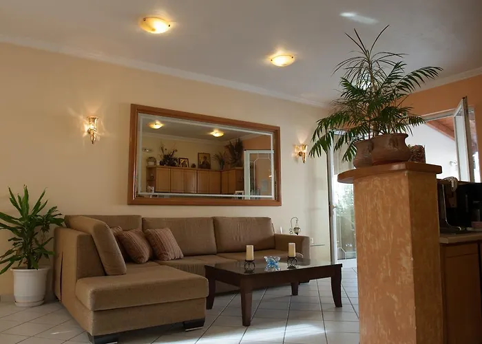 Apart Otel Agios Sostis 3*