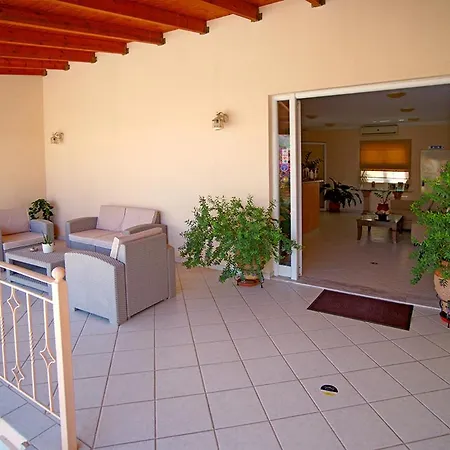 Agios Sostis Hotel apartamentowy 3*