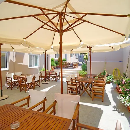 Agios Sostis * Кипарисия