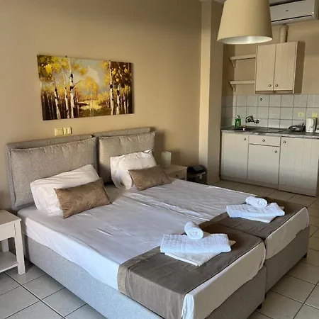Apart Otel Agios Sostis Kyparissia