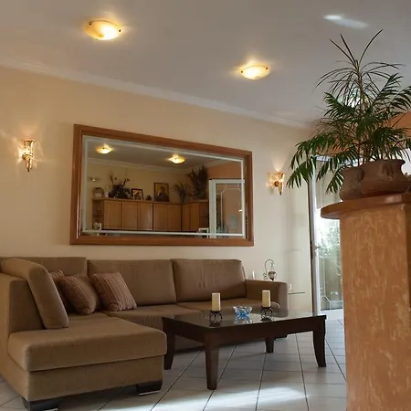 Lägenhetshotell Agios Sostis 3*