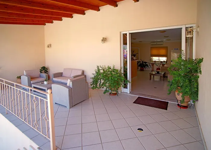 Agios Sostis Aparthotel 3*