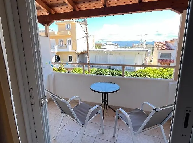 Lägenhetshotell Agios Sostis Kyparissia